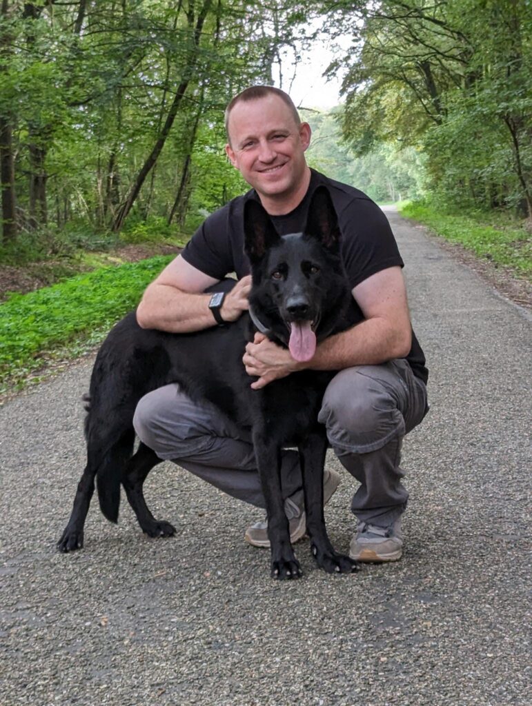 Michael Holstein mit seinem Hund